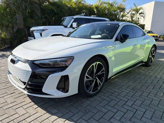 AUDI E-TRON GT 2024 WAUCJBFWXR7002714 image